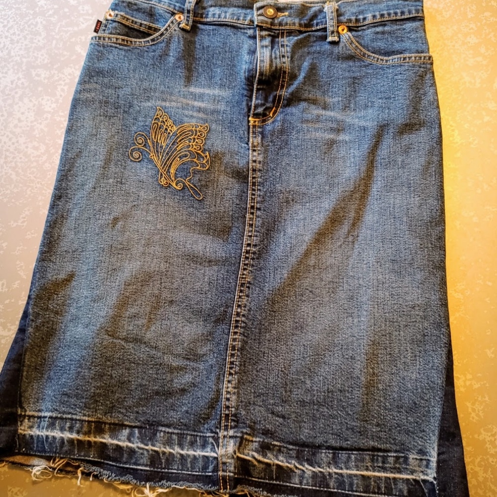 Joomi Joolz Vintage Denim Skirt (Knee Length) Sz 2